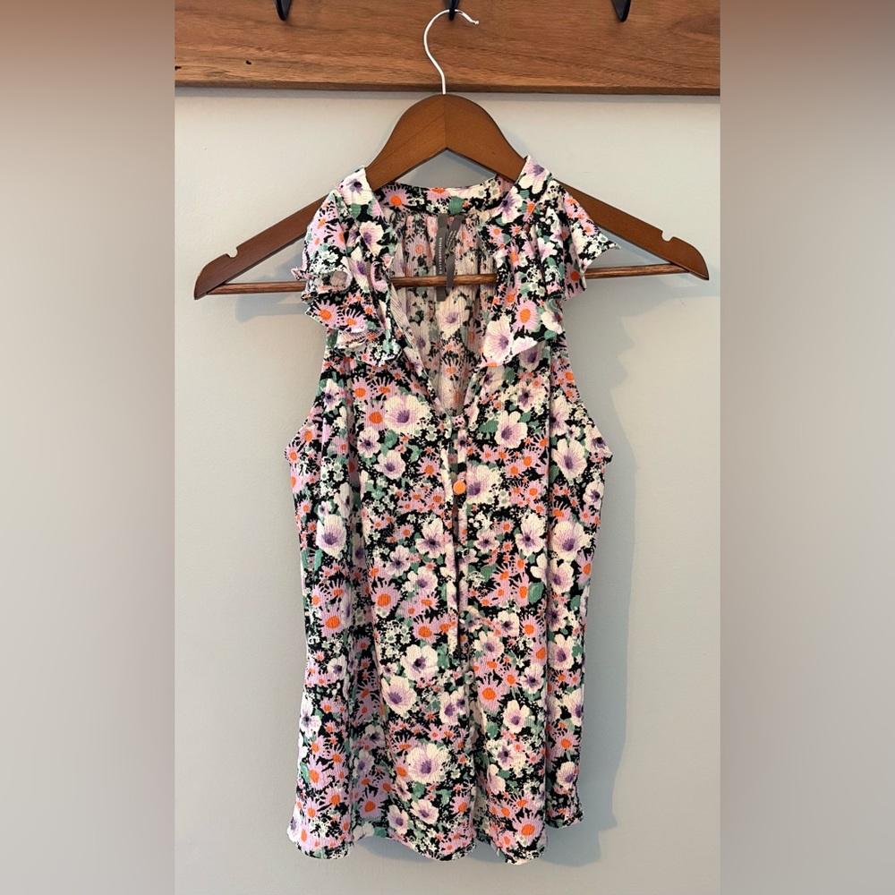 Anthropologie Floral Sleeveless Blouse Size S Crinkle Texture